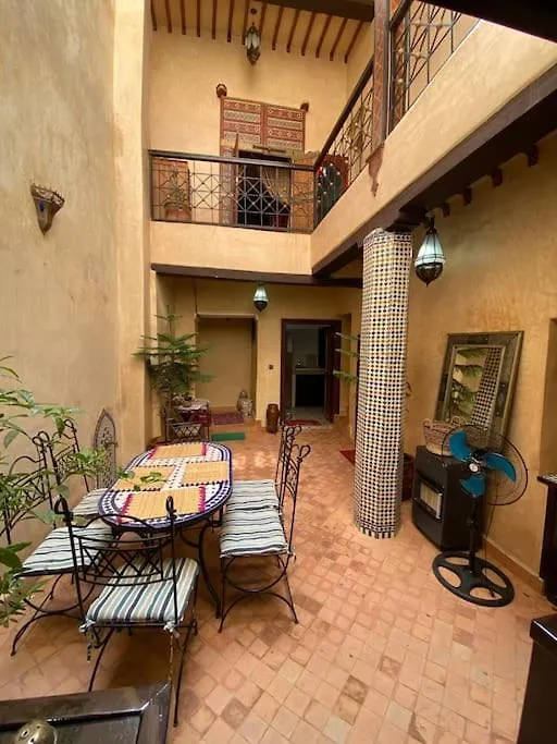 Apartment Petit Riad Authentique Tout Proche De Dar El Bacha Marrakesh